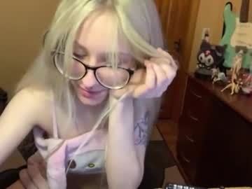 See Alexismonroe18 online Now @ fap.pw