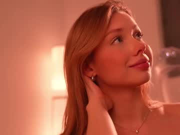 See April_blush online Now @ fap.pw