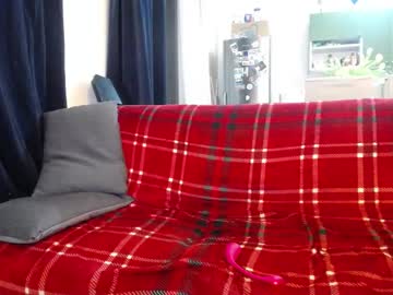 See Blond_woman online Now @ fap.pw