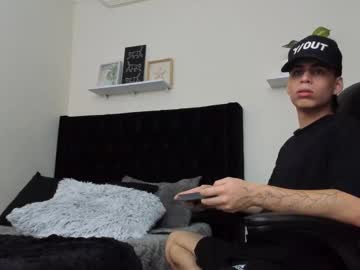 See Dante_restrepo online Now @ fap.pw