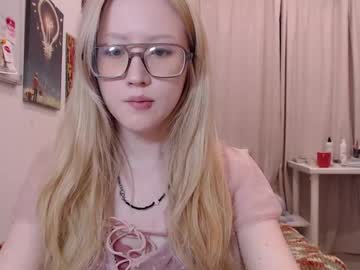 See Joan_kiss online Now @ fap.pw