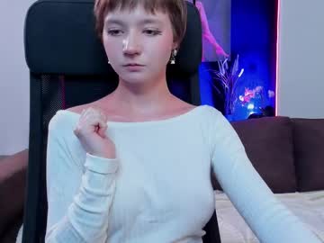 See Just_sayori online Now @ fap.pw