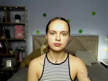 See Khaleesimoon online Now @ fap.pw