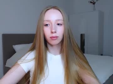 See Luna_insanity online Now @ fap.pw