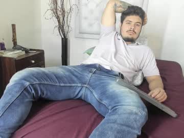 See Narciso_kh online Now @ fap.pw